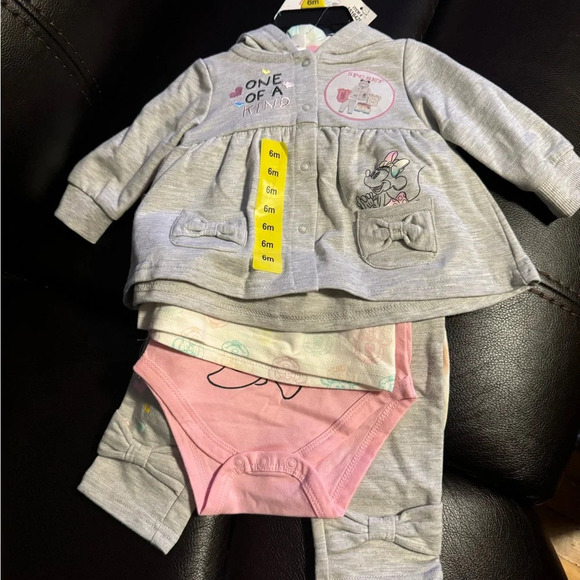 Kids Minnie Infant 5-piece Layette Set 6 Months Minnie Mouse - Picture 3 of 8